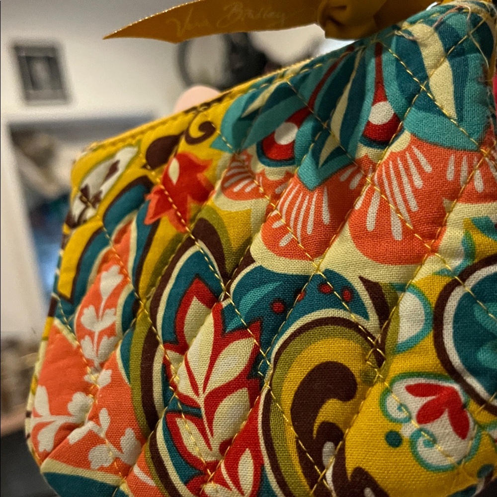 Vera Bradley coin/card holder wallet in the "Provencal" pattern. - Picture 2 of 8
